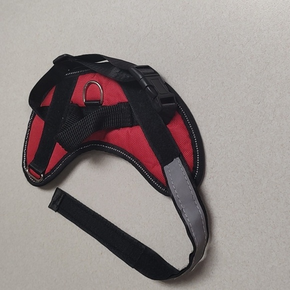 Dog Red And Black Harness - Picture 4 of 6